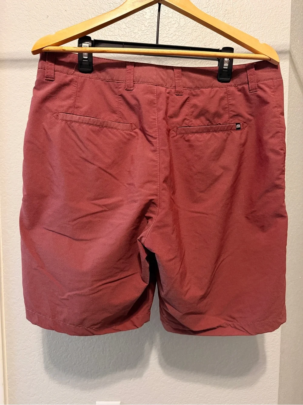 Travis Mathew men casual